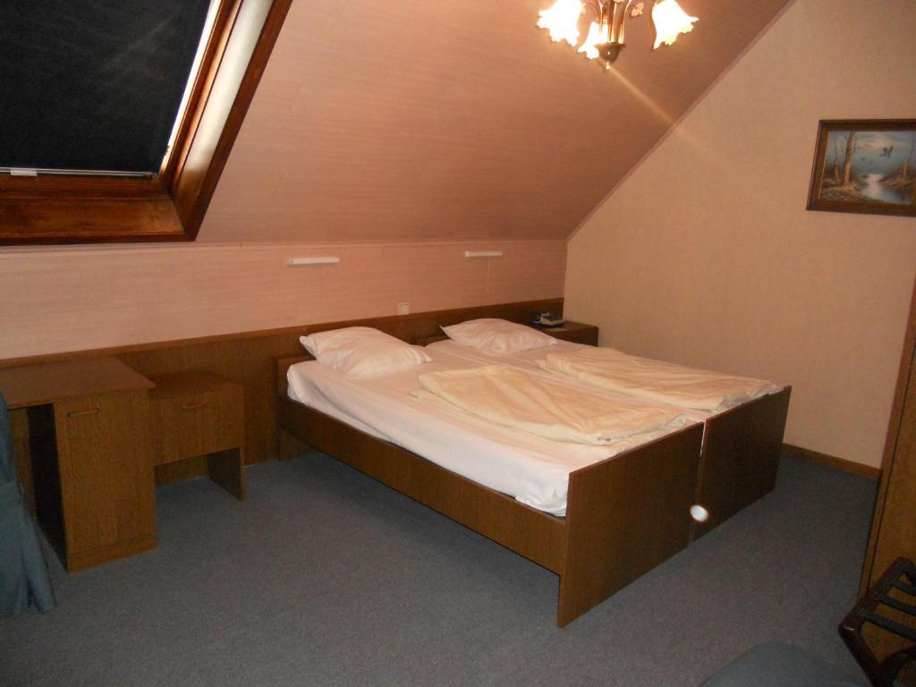 Hotel Ten Putte Gistel Phòng bức ảnh